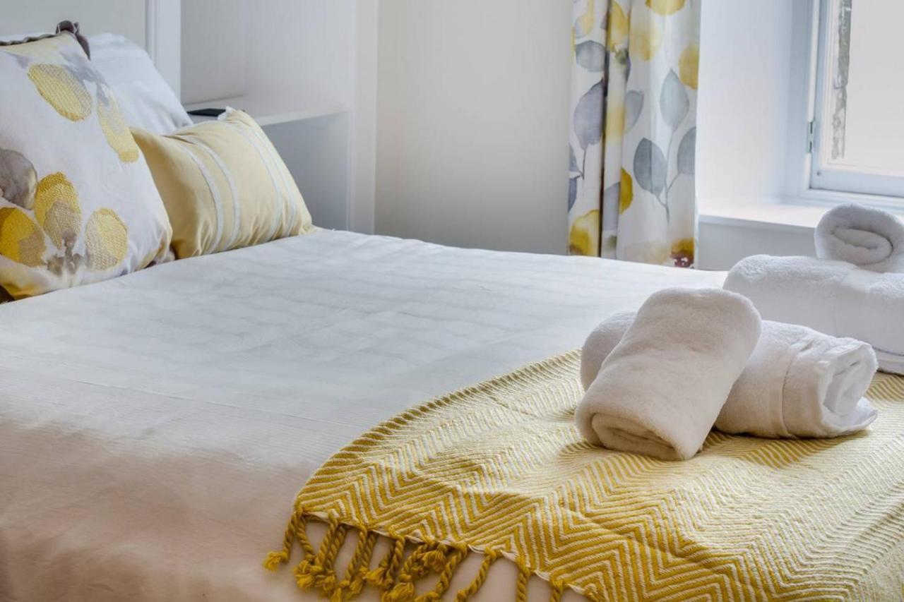Joivy Stylish Apt In Trendy New Town Location 에든버러 외부 사진